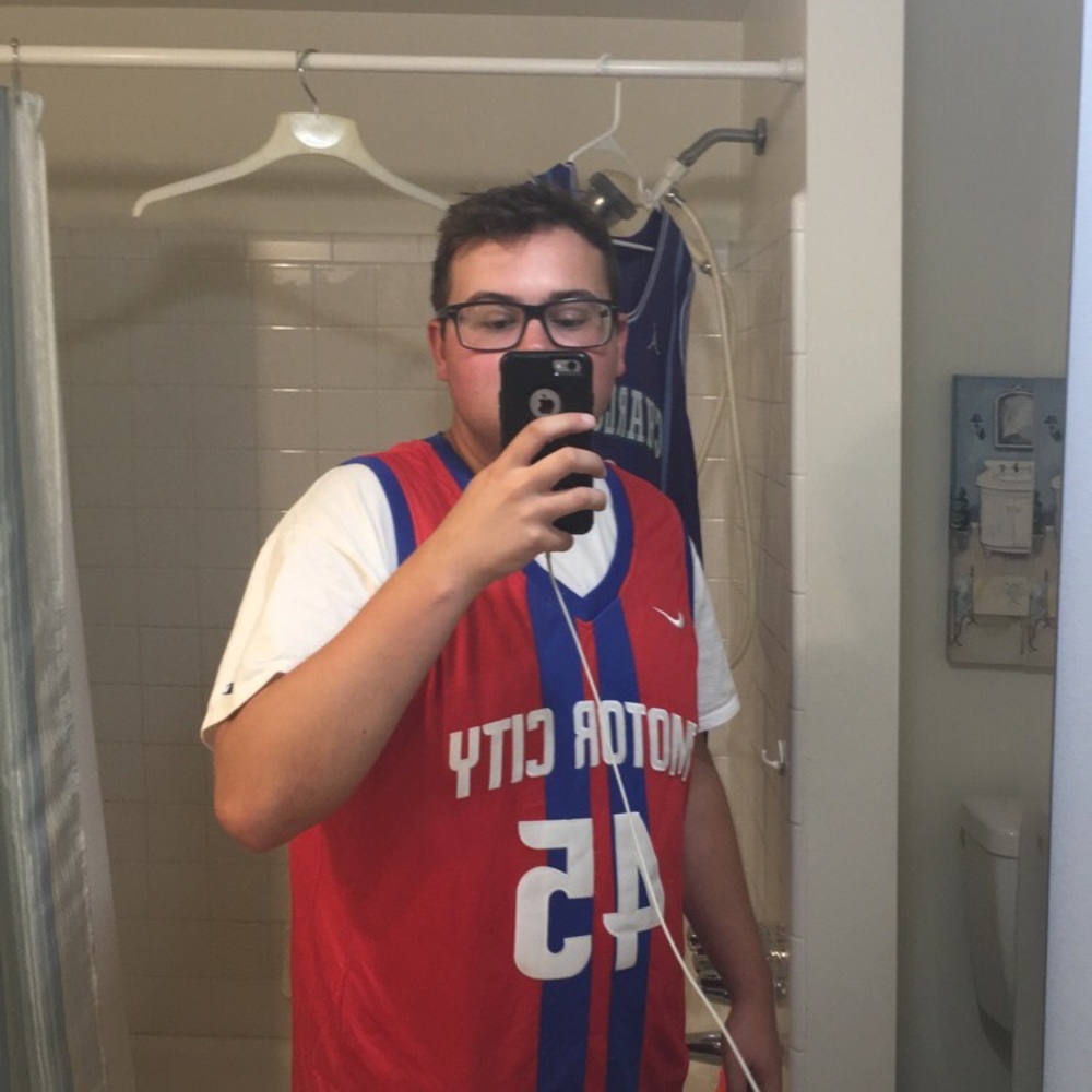 Meet your Posher, Alec